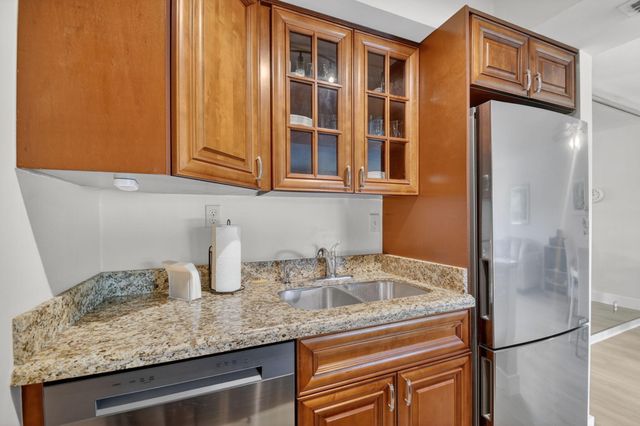 5520 N Ocean Boulevard N 110, Ocean Ridge, FL 33435