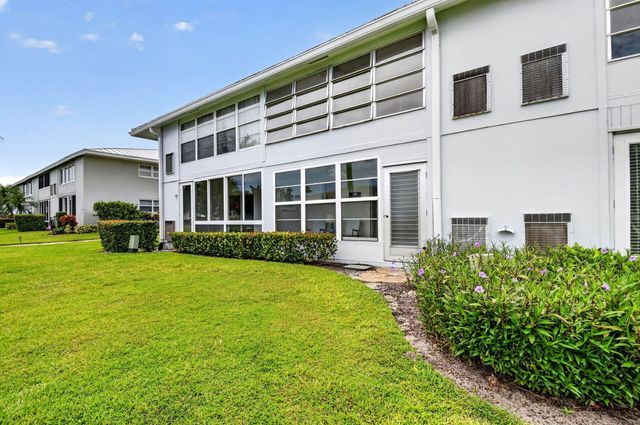 5520 N Ocean Boulevard N 110, Ocean Ridge, FL 33435
