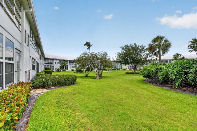 5520 N Ocean Boulevard N 110, Ocean Ridge, FL 33435
