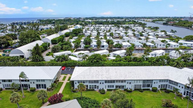 5520 N Ocean Boulevard N 110, Ocean Ridge, FL 33435