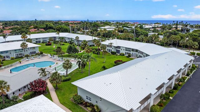 5520 N Ocean Boulevard N 110, Ocean Ridge, FL 33435