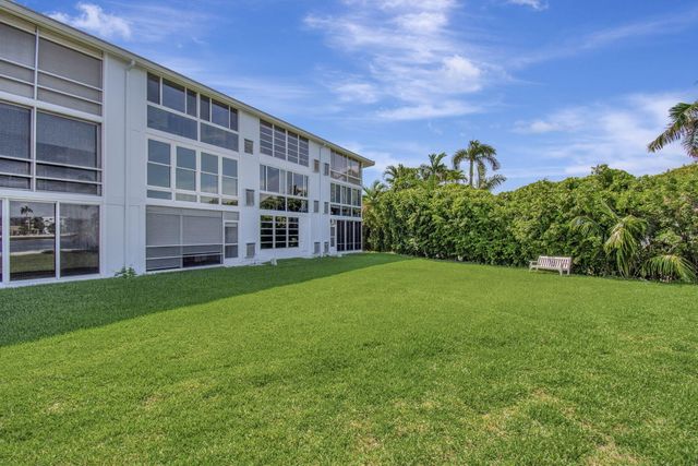 5520 N Ocean Boulevard N 110, Ocean Ridge, FL 33435