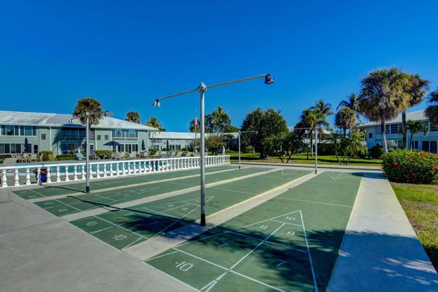 5520 N Ocean Boulevard N 110, Ocean Ridge, FL 33435