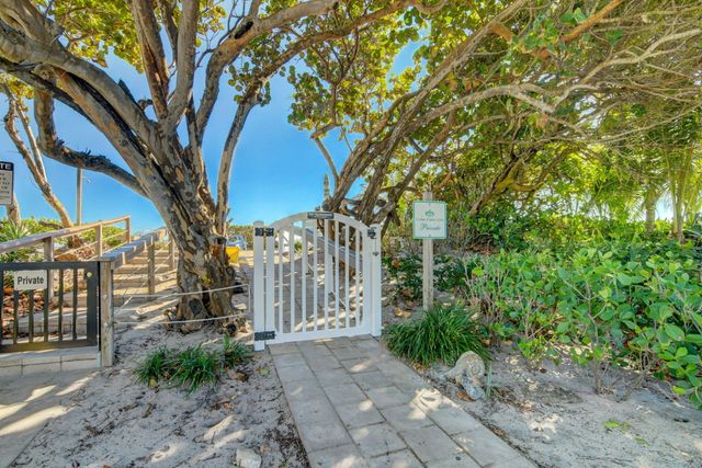 5520 N Ocean Boulevard N 110, Ocean Ridge, FL 33435