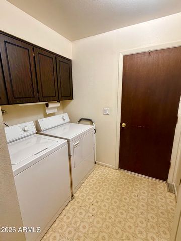 3329 E CHARTER OAK Road, Phoenix, AZ 85032