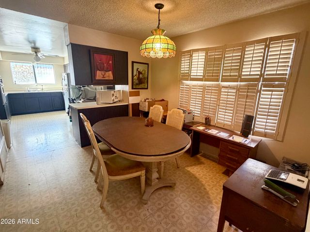 3329 E CHARTER OAK Road, Phoenix, AZ 85032