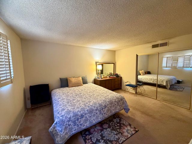 3329 E CHARTER OAK Road, Phoenix, AZ 85032