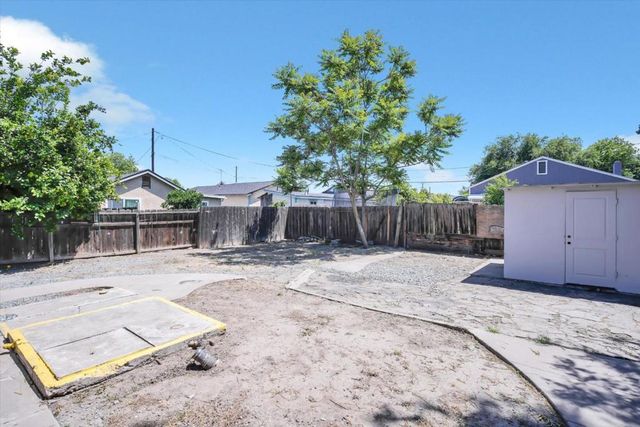 2544 E Marsh Street, Stockton, CA 95205