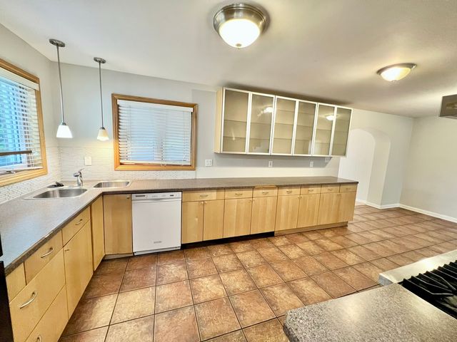 2109 Magnolia Road, Homewood, IL 60430