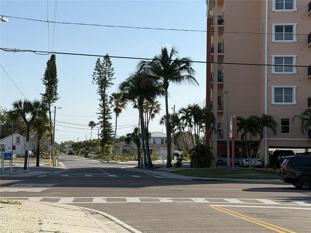 100 BOCA CIEGA DRIVE, Madeira Beach, FL 33708