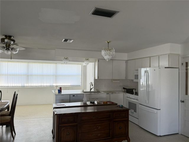 100 BOCA CIEGA DRIVE, Madeira Beach, FL 33708