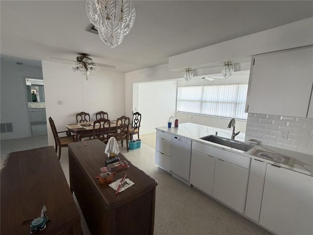 100 BOCA CIEGA DRIVE, Madeira Beach, FL 33708