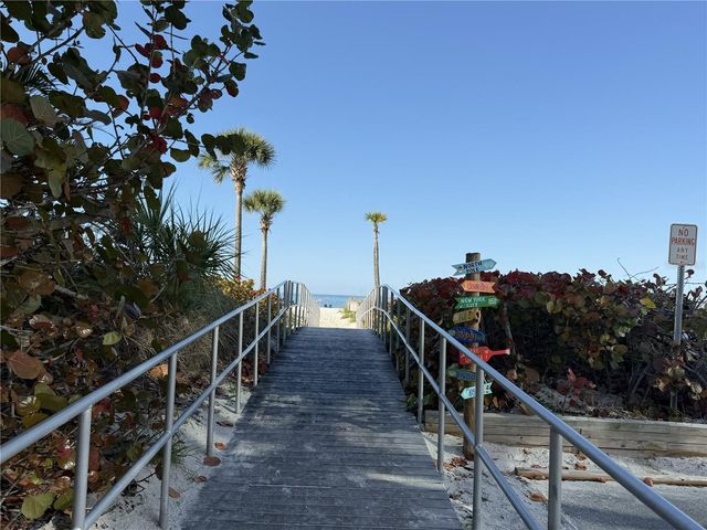 100 BOCA CIEGA DRIVE, Madeira Beach, FL 33708