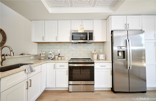 76643 Daffodil Drive, Palm Desert, CA 92211