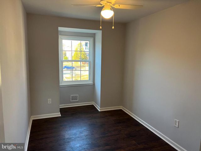 15019 ASHDALE CIR, Woodbridge, VA 22193