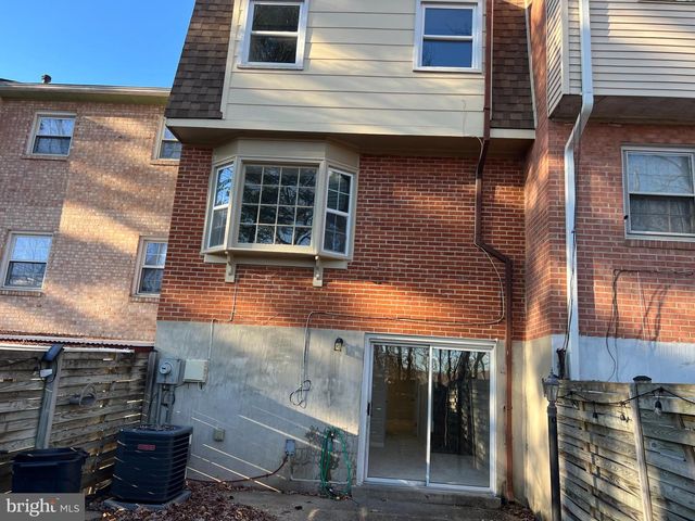 15019 ASHDALE CIR, Woodbridge, VA 22193