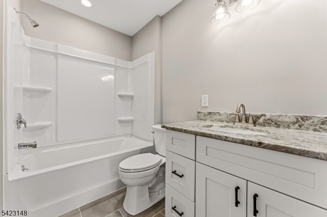 109 Pearl Pl, Dunellen Boro, NJ 08812