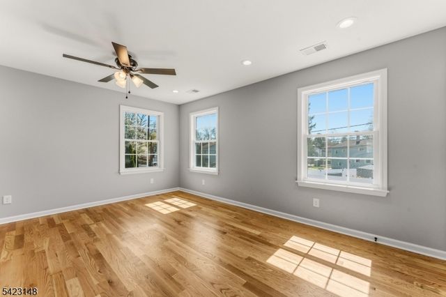 109 Pearl Pl, Dunellen Boro, NJ 08812