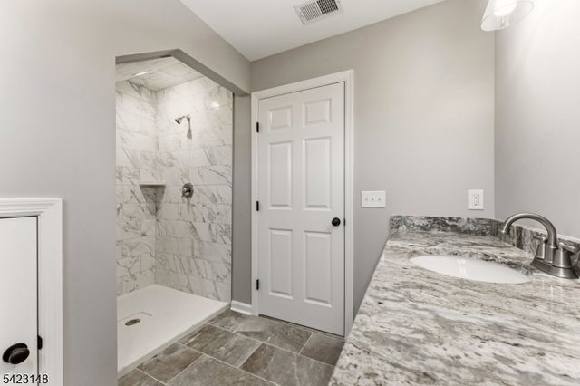 109 Pearl Pl, Dunellen Boro, NJ 08812