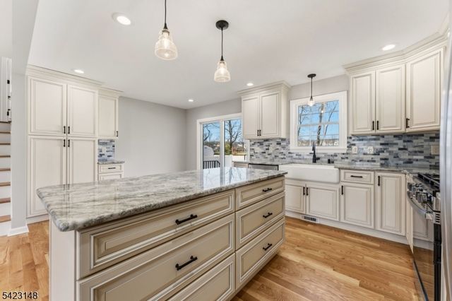 109 Pearl Pl, Dunellen Boro, NJ 08812