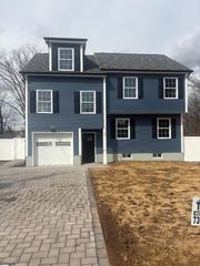 109 Pearl Pl, Dunellen Boro, NJ 08812