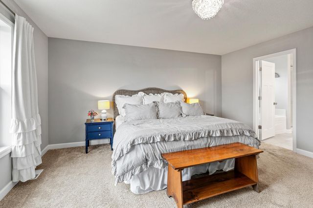 6439 Alvina Court, Inver Grove Heights, MN 55077