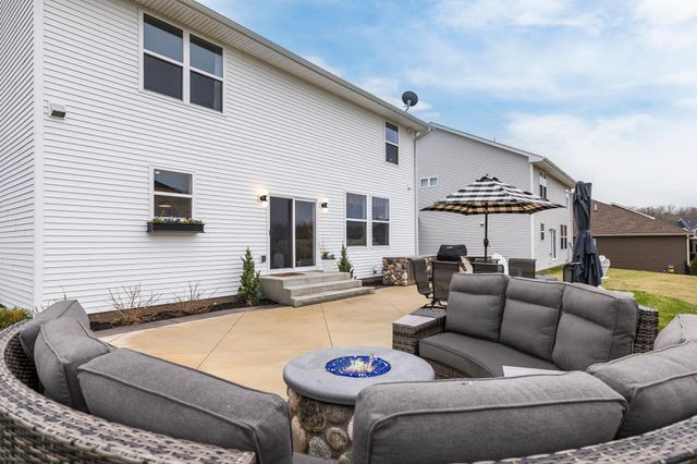 6439 Alvina Court, Inver Grove Heights, MN 55077