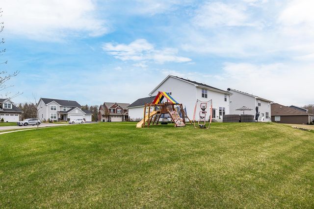 6439 Alvina Court, Inver Grove Heights, MN 55077