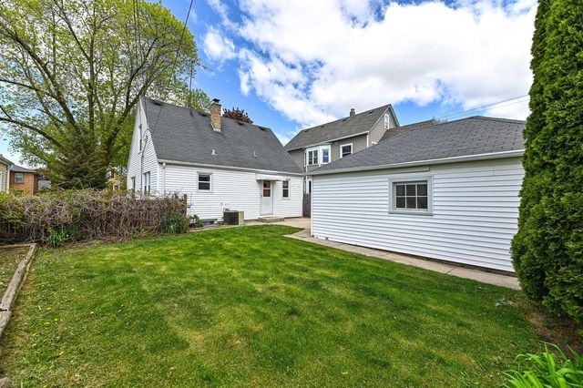 3120 S Austin STREET, Milwaukee, WI 53207