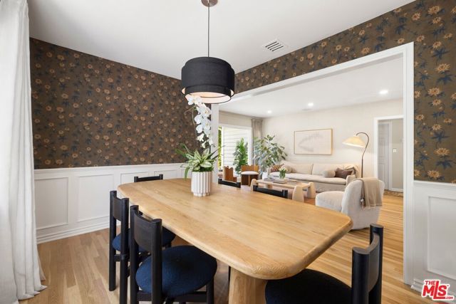 14640 Tustin Street, Sherman Oaks, CA 91403