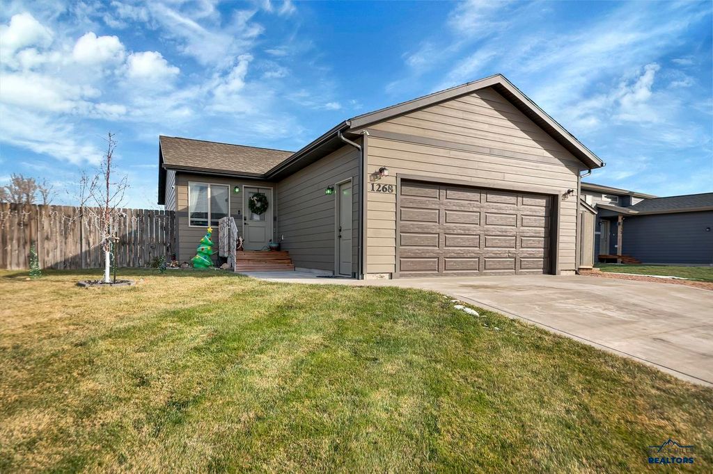 1268 CHET ST, Rapid City, SD 57703