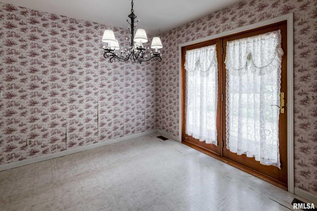 304 Bogie Drive, Herrin, IL 62948