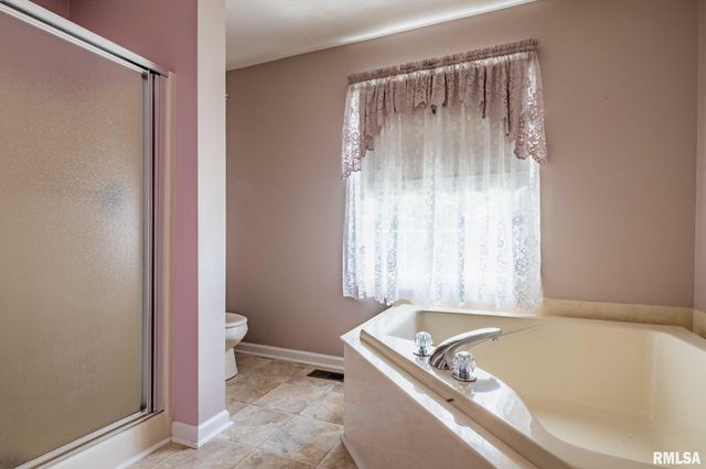 304 Bogie Drive, Herrin, IL 62948