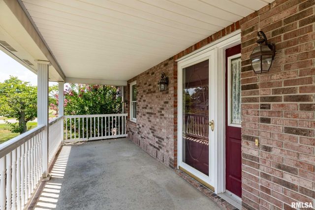 304 Bogie Drive, Herrin, IL 62948