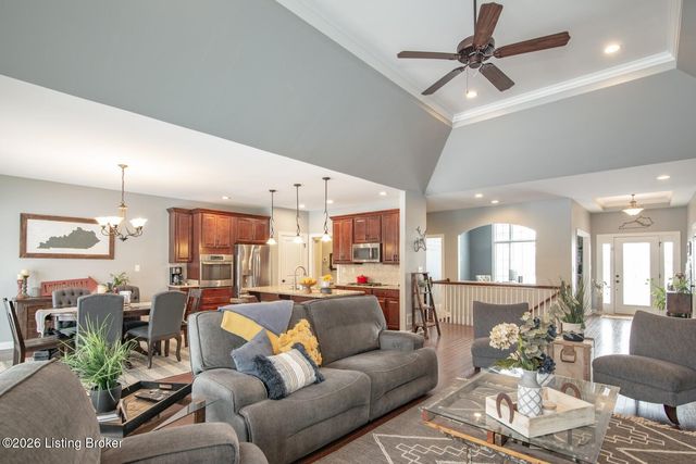 11604 Lilly Garden Ct, Louisville, KY 40291