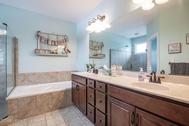 11604 Lilly Garden Ct, Louisville, KY 40291