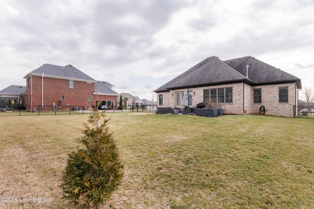 11604 Lilly Garden Ct, Louisville, KY 40291