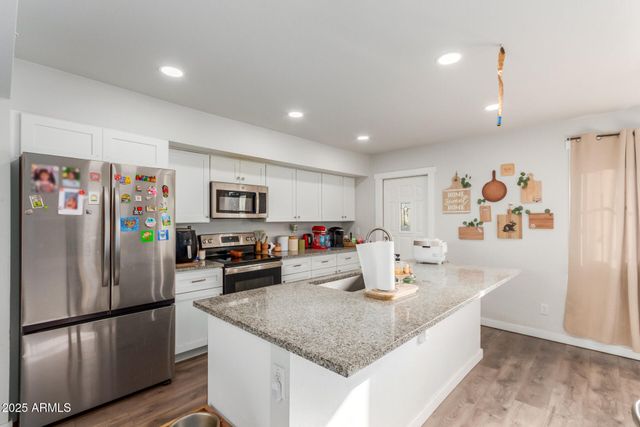 4023 W SAN MIGUEL Avenue, Phoenix, AZ 85019