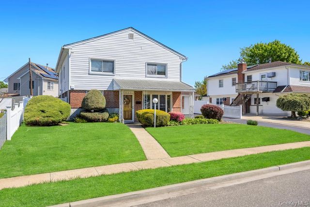 2625 Cypress Avenue, East Meadow, NY 11554