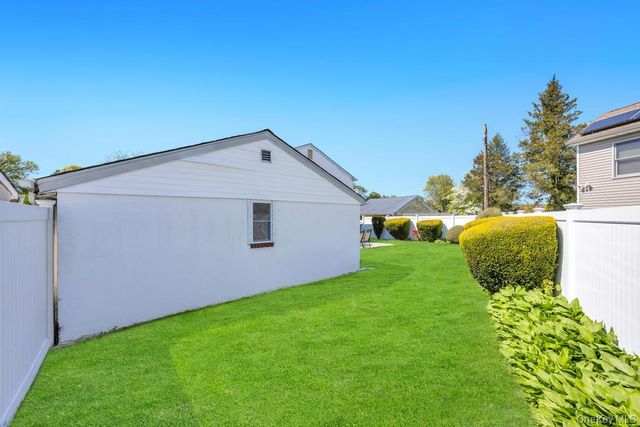 2625 Cypress Avenue, East Meadow, NY 11554