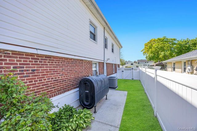 2625 Cypress Avenue, East Meadow, NY 11554