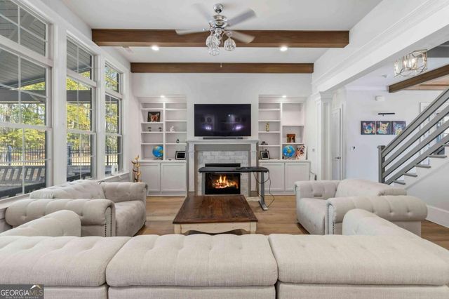 220 River Meadow Lane, Social Circle, GA 30025