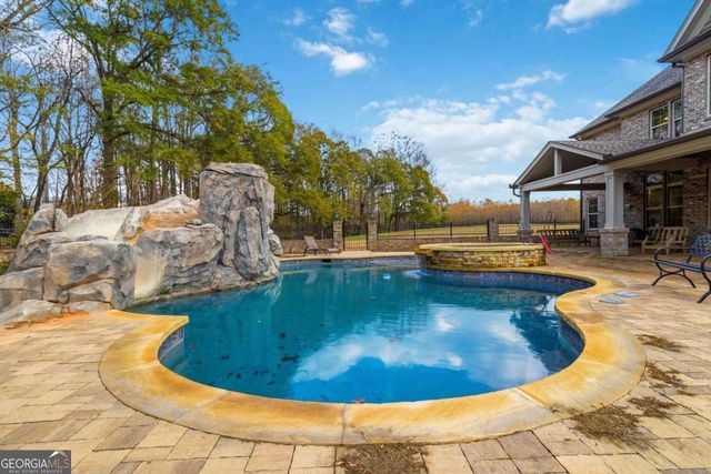 220 River Meadow Lane, Social Circle, GA 30025