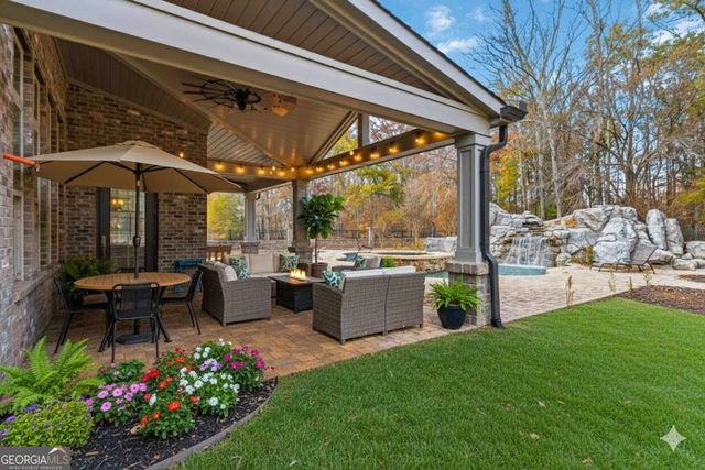 220 River Meadow Lane, Social Circle, GA 30025