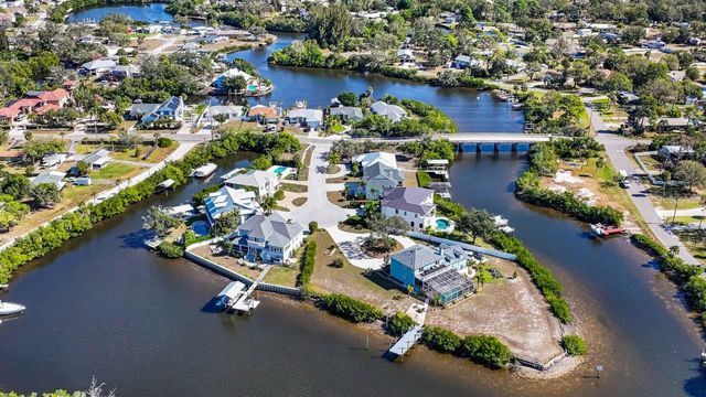 404 INLET ROAD, Ruskin, FL 33570