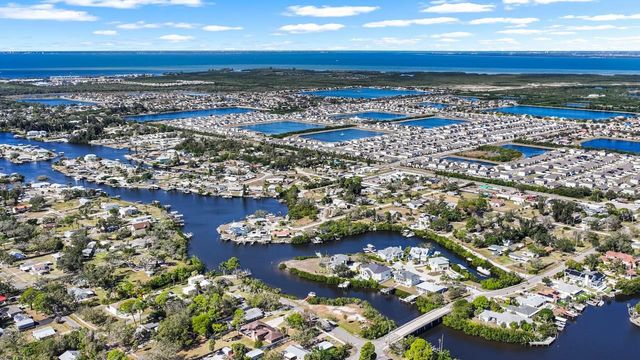 404 INLET ROAD, Ruskin, FL 33570