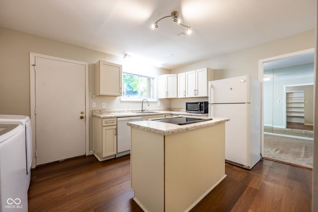 2910 Stillman Avenue, Indianapolis, IN 46268