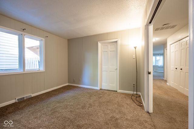 2910 Stillman Avenue, Indianapolis, IN 46268