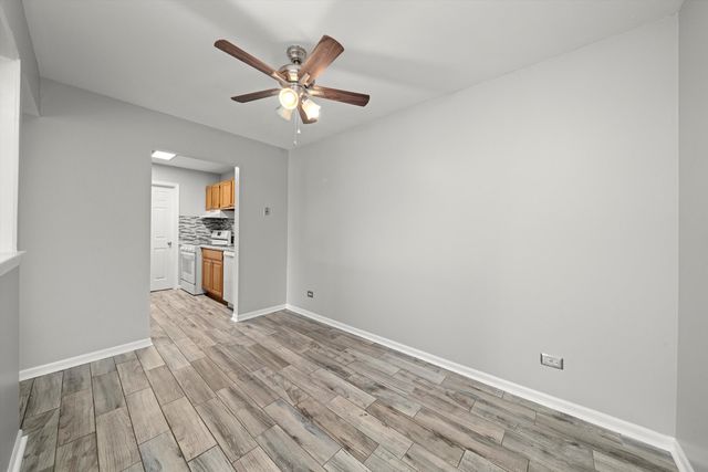 10308 Circle Drive 301, Oak Lawn, IL 60453