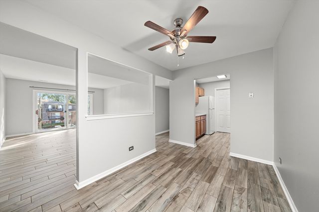 10308 Circle Drive 301, Oak Lawn, IL 60453